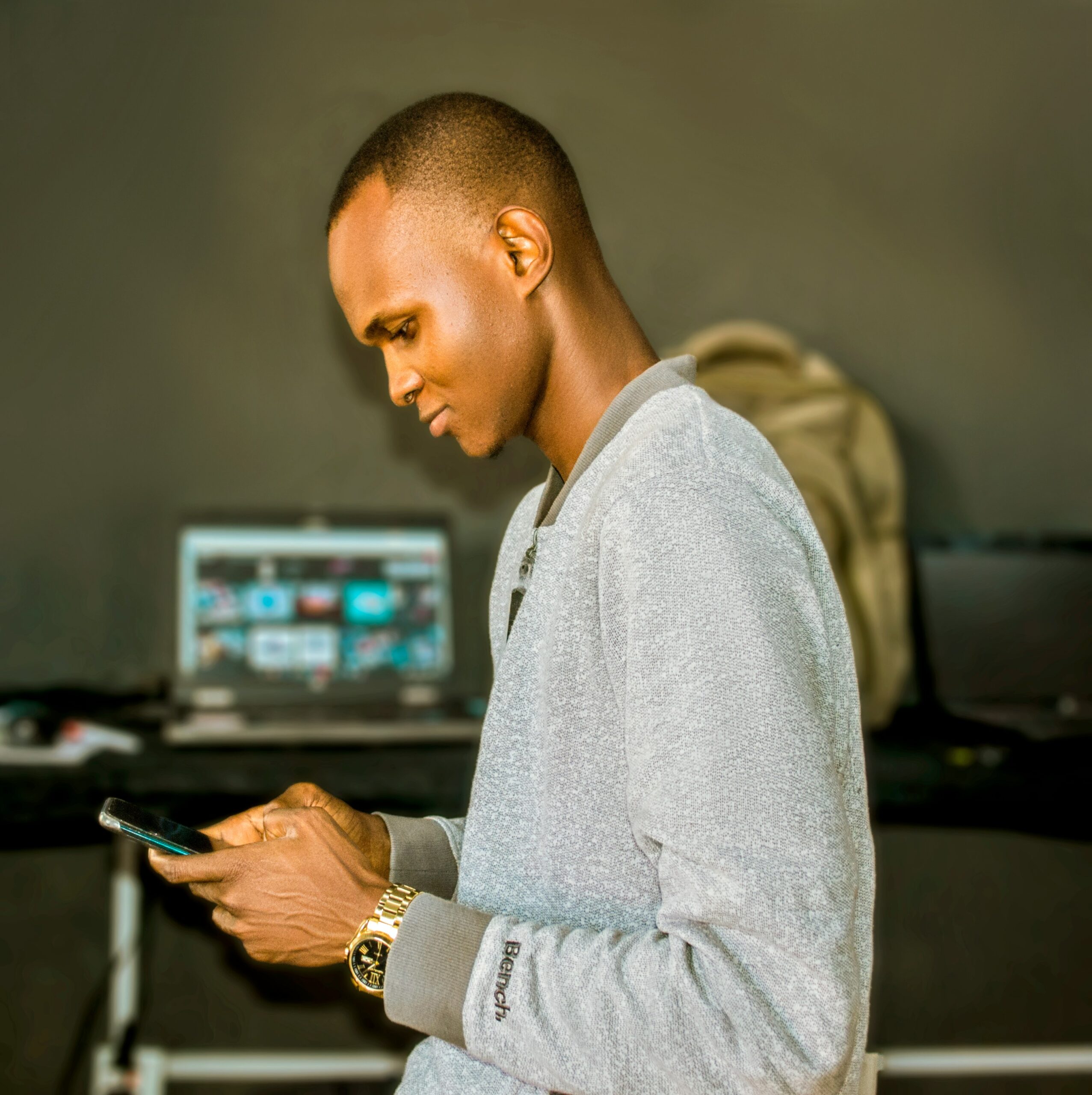 Read more about the article The Hidden Cost of Multitasking